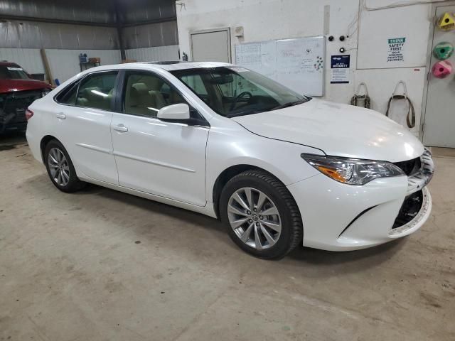 2015 Toyota Camry Hybrid