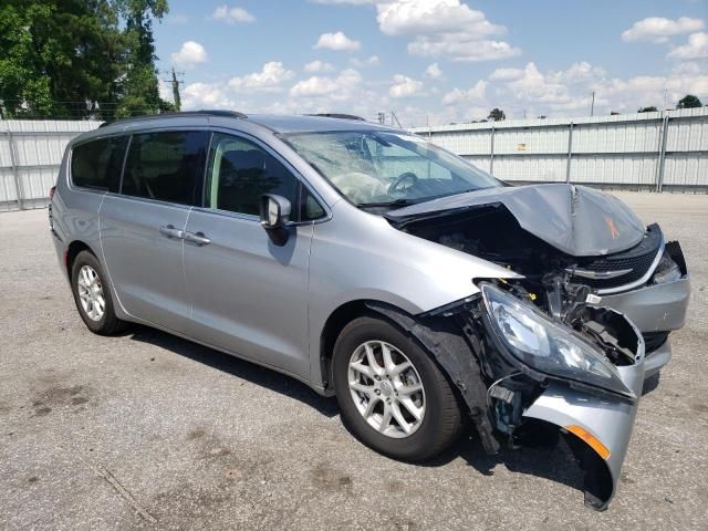 2020 Chrysler Voyager LXI