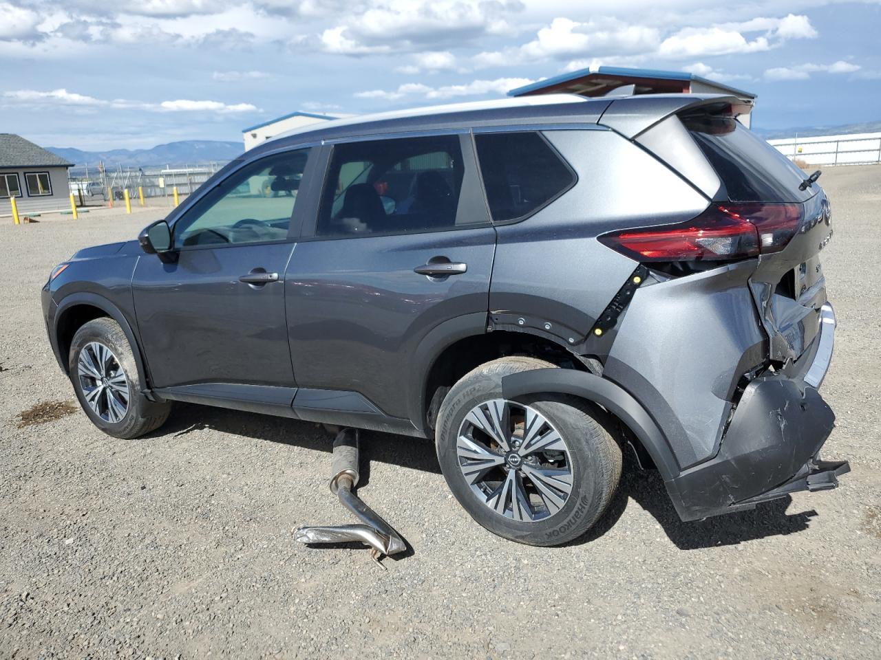 2022 Nissan Rogue sv