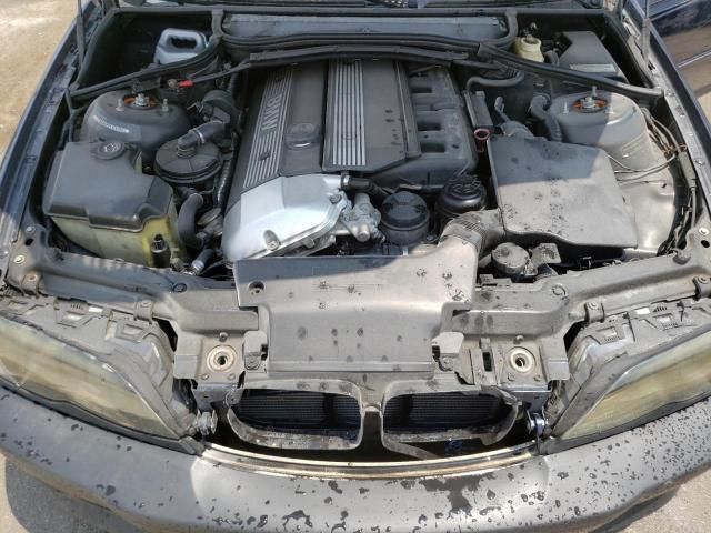 2004 BMW 325 I