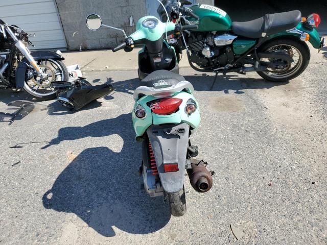 2012 Genuine Scooter Co. Buddy 50