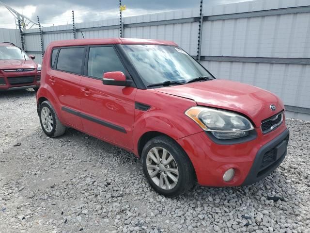 2013 KIA Soul +