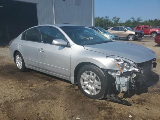 2010 Nissan Altima Base