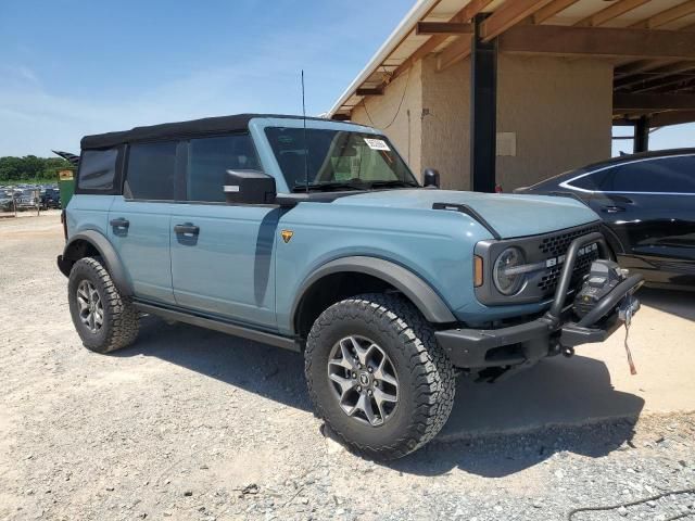 2023 Ford Bronco Base