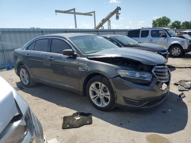 2017 Ford Taurus SEL