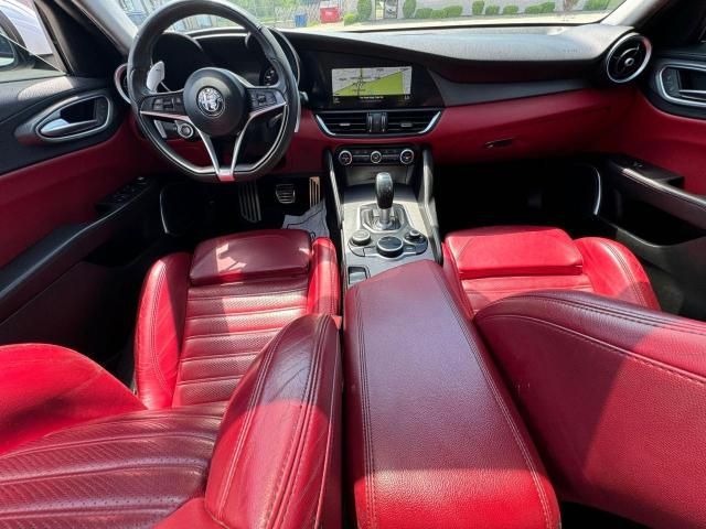 2018 Alfa Romeo Giulia TI Q4
