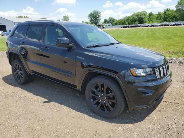 2020 Jeep Grand Cherokee Laredo