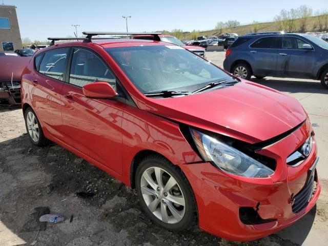 2012 Hyundai Accent GLS