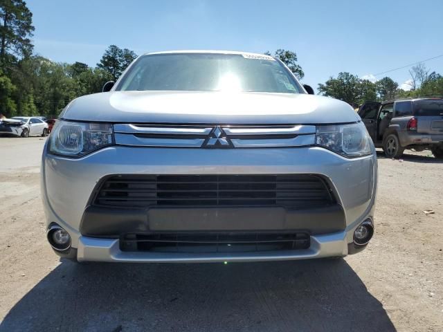 2015 Mitsubishi Outlander SE