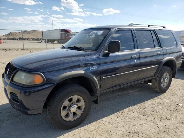 2002 Mitsubishi Montero Sport ES