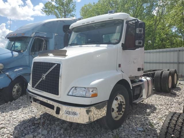 2012 Volvo VN VNM