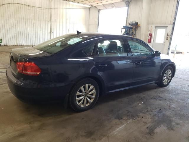 2014 Volkswagen Passat S