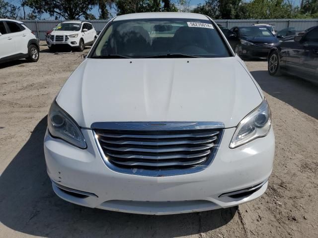 2013 Chrysler 200 Limited