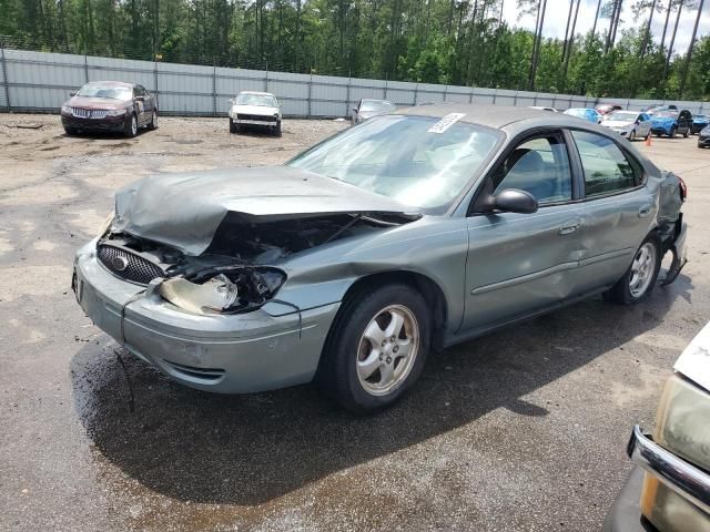 2006 Ford Taurus SE