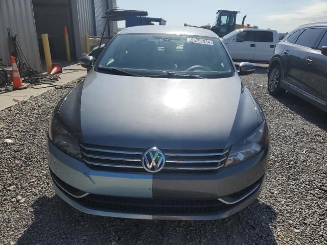 2014 Volkswagen Passat S