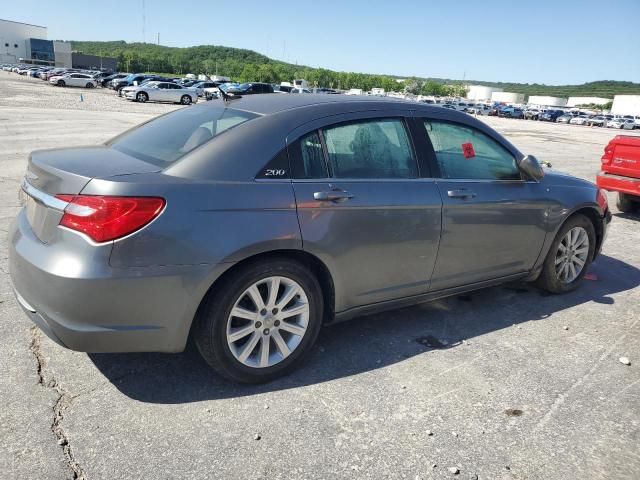 2013 Chrysler 200 Touring