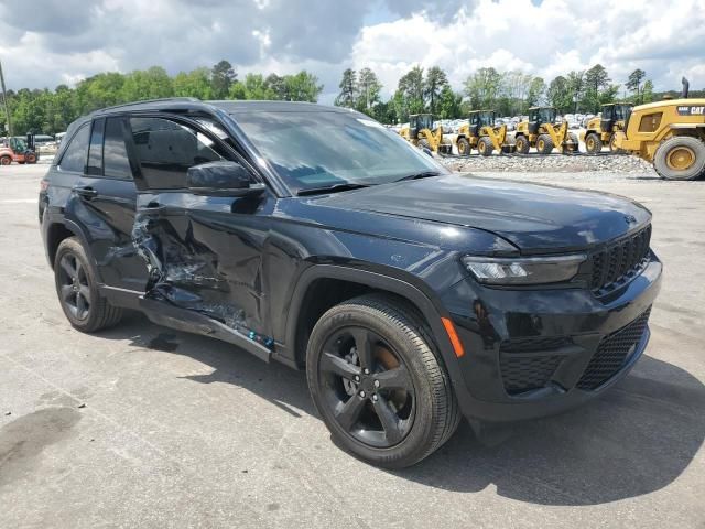 2023 Jeep Grand Cherokee Laredo