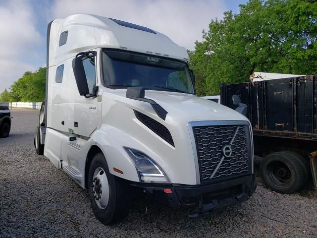 2023 Volvo VN VNL