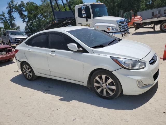 2012 Hyundai Accent GLS