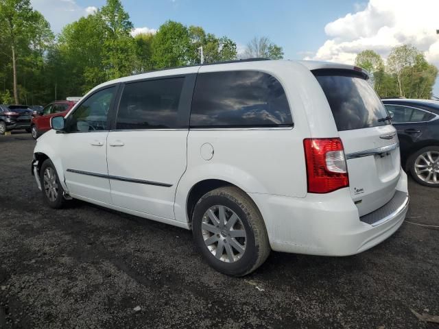 2016 Chrysler Town & Country Touring