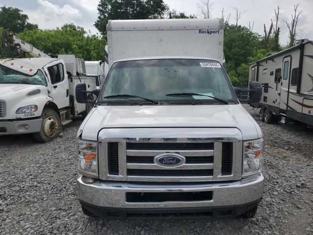 2019 Ford Econoline E350 Super Duty Cutaway Van