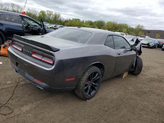 2017 Dodge Challenger SXT