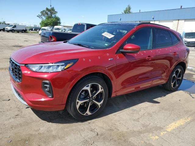 2023 Ford Escape ST Line Plus