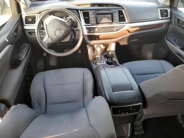 2015 Toyota Highlander LE