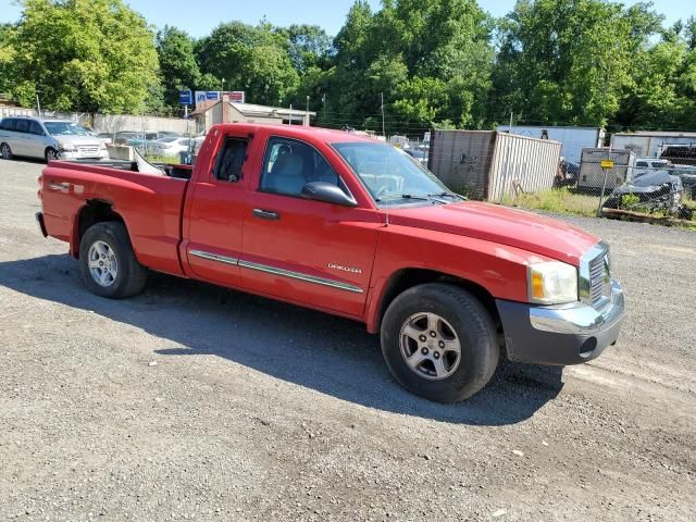 2005 Dodge Dakota SLT