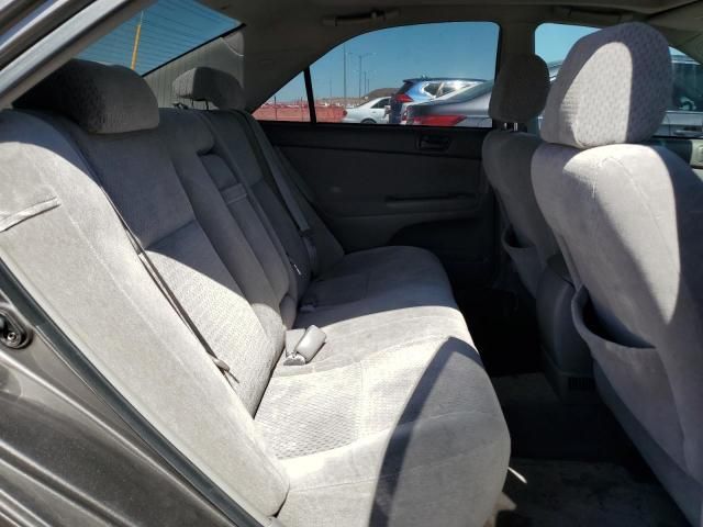 2004 Toyota Camry LE