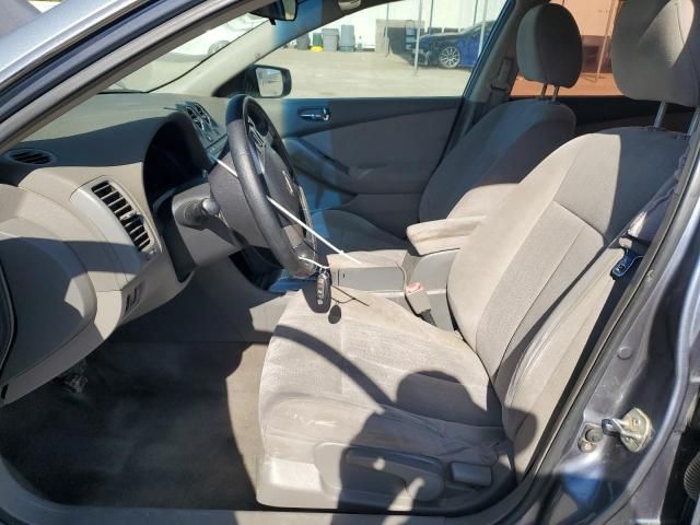 2010 Nissan Altima Base