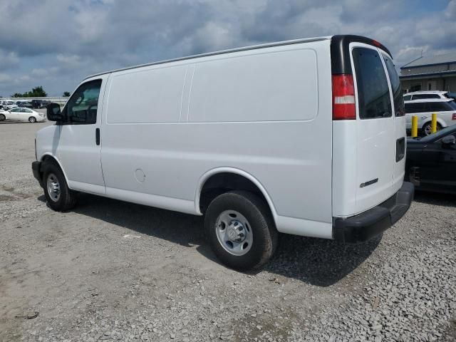 2017 Chevrolet Express G2500