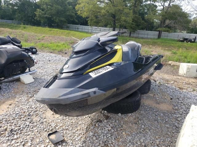 2016 Seadoo Boat