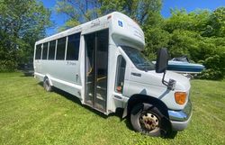 2005 Ford Econoline E450 Super Duty Cutaway Van for sale in Bowmanville, ON