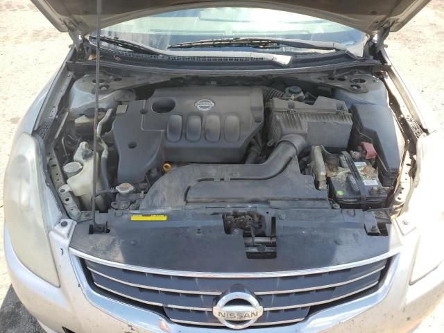 2010 Nissan Altima Base