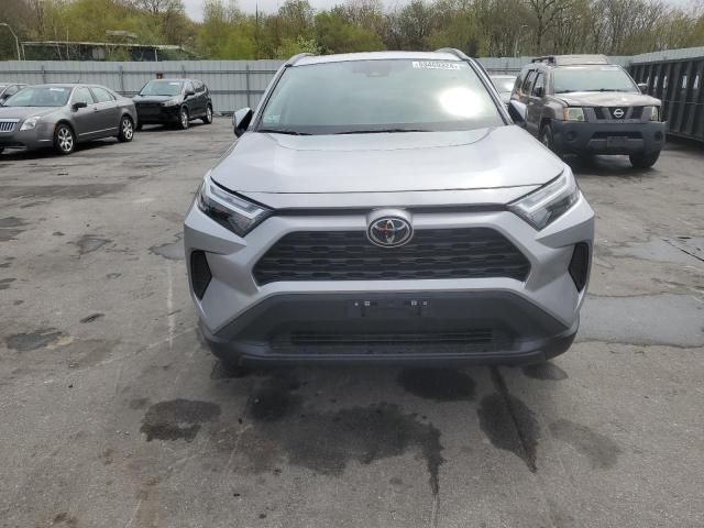 2022 Toyota Rav4 XLE