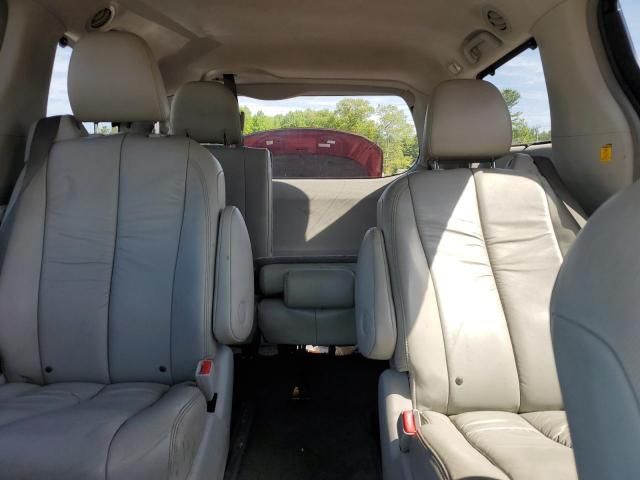 2011 Toyota Sienna XLE