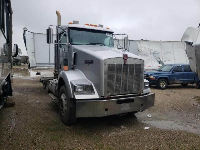 2007 Kenworth Construction T800