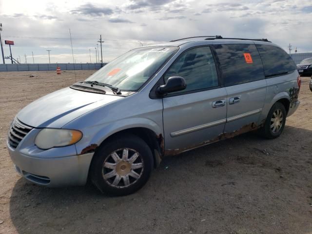 2006 Chrysler Town & Country Touring