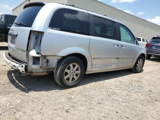 2010 Chrysler Town & Country Touring Plus