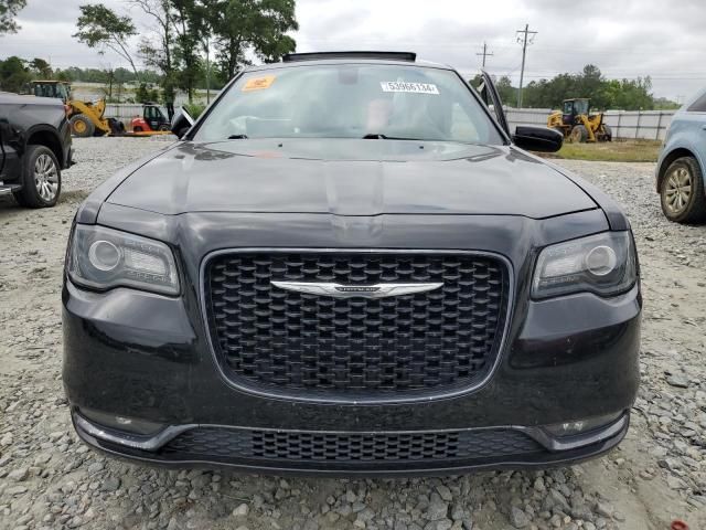 2016 Chrysler 300 S