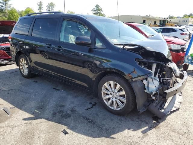 2011 Toyota Sienna XLE