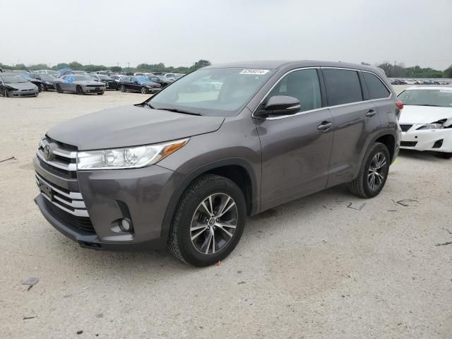 2017 Toyota Highlander LE