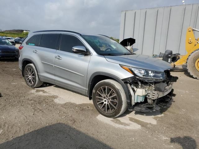 2018 Toyota Highlander SE