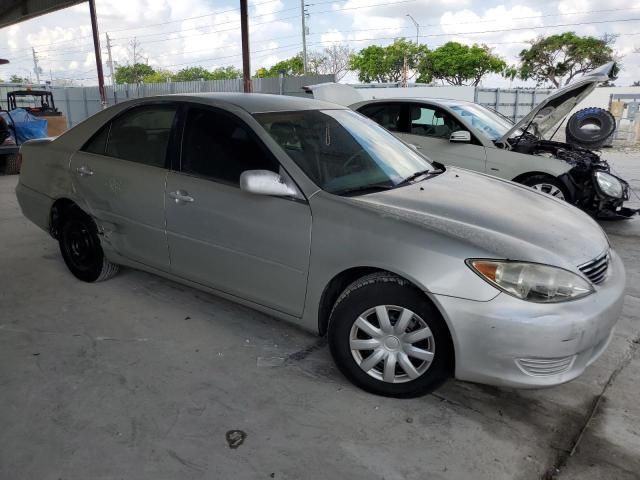 2005 Toyota Camry LE