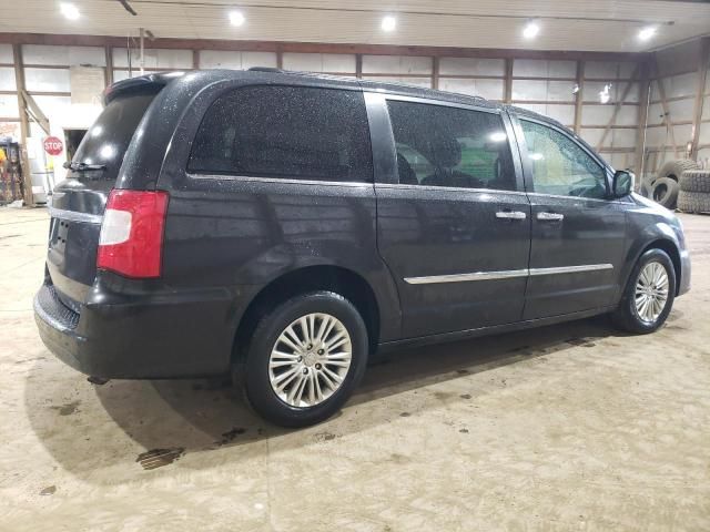 2015 Chrysler Town & Country Touring L