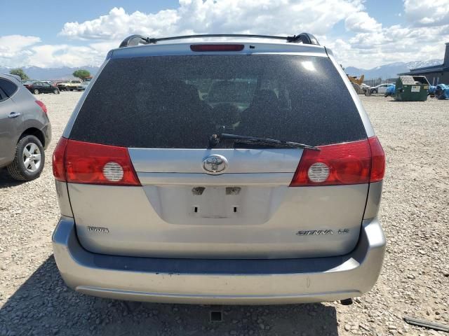 2006 Toyota Sienna XLE