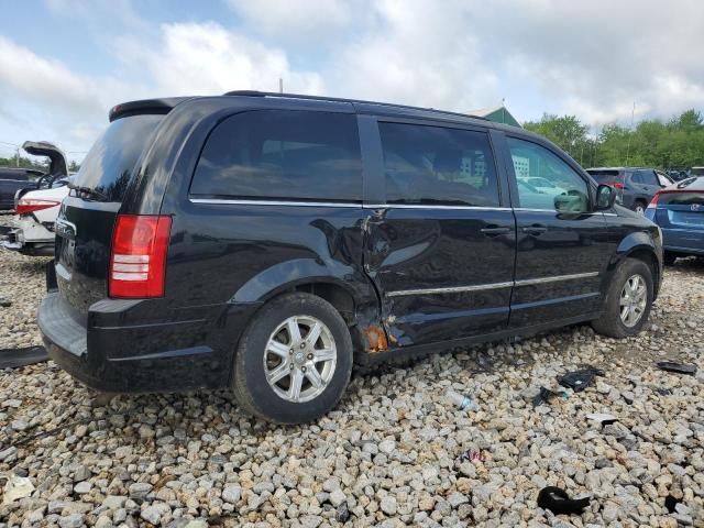 2009 Chrysler Town & Country Touring