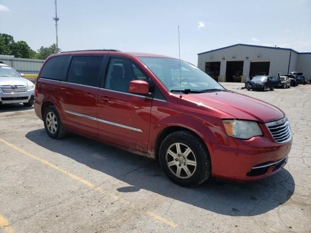 2013 Chrysler Town & Country Touring