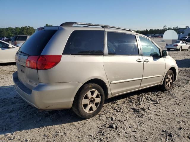 2006 Toyota Sienna XLE